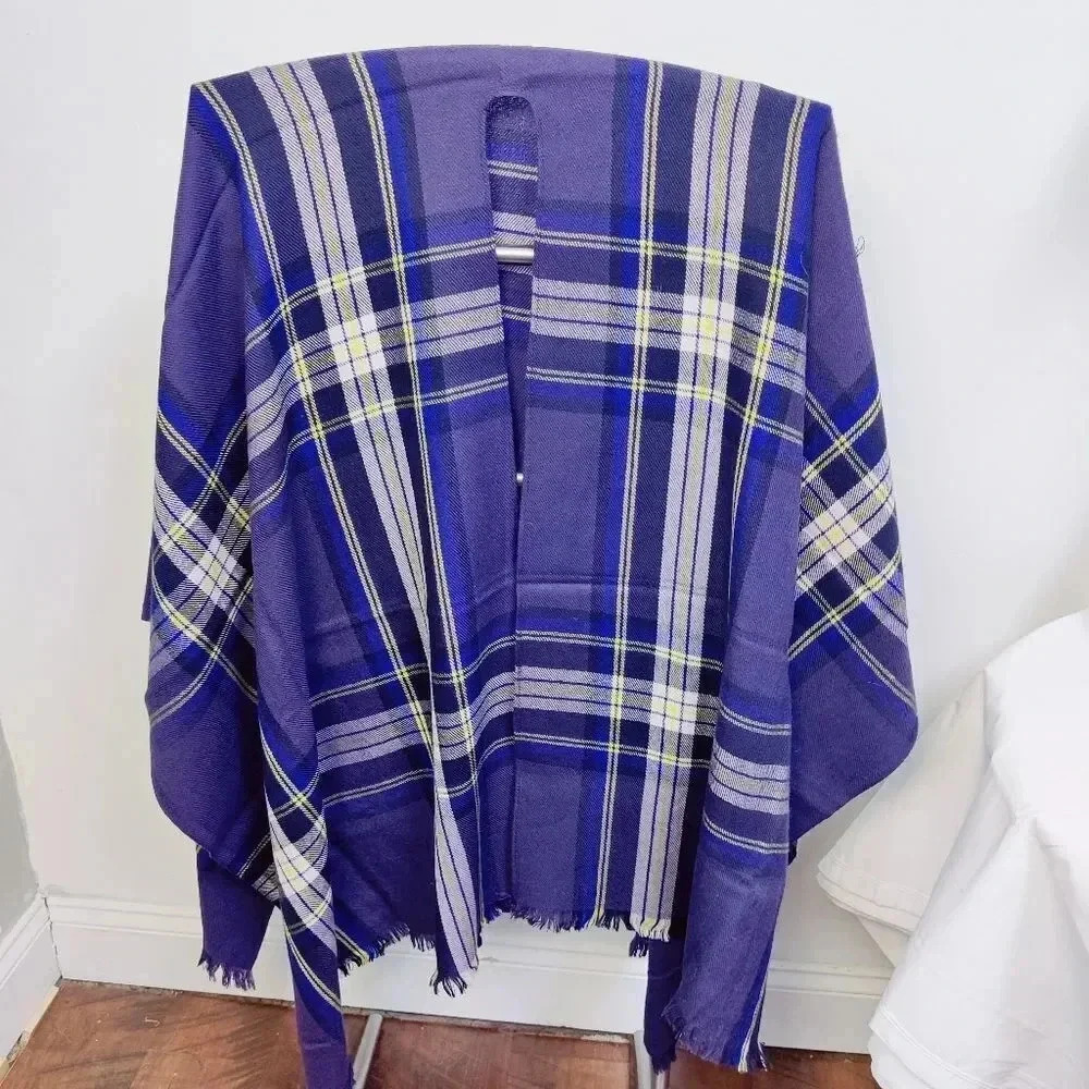 lululemon navy plaid wrap - Picture 7 of 12